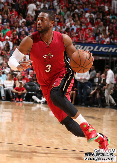 韦德之道7没有圣诞配色 往年韦德圣诞大战上脚的韦德之道圣诞系列鞋款盘点 韦德之道7没有圣诞配色 往年韦德圣诞大战上脚的韦德之道圣诞系列鞋款盘点