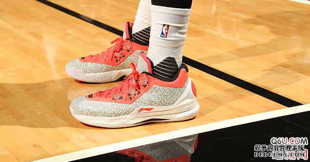 韦德之道7没有圣诞配色 往年韦德圣诞大战上脚的韦德之道圣诞系列鞋款盘点 韦德之道7没有圣诞配色 往年韦德圣诞大战上脚的韦德之道圣诞系列鞋款盘点