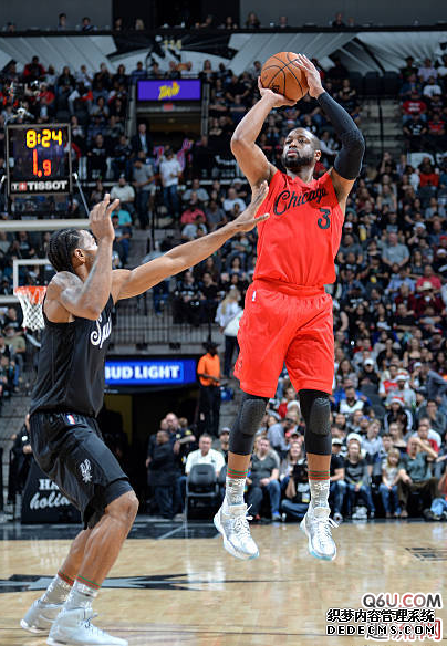 韦德之道7没有圣诞配色 往年韦德圣诞大战上脚的韦德之道圣诞系列鞋款盘点 韦德之道7没有圣诞配色 往年韦德圣诞大战上脚的韦德之道圣诞系列鞋款盘点