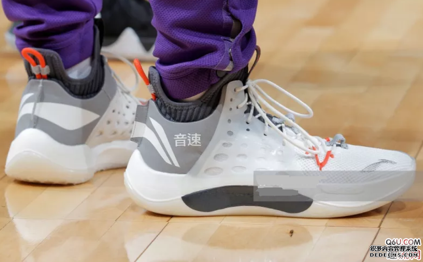 李宁音速7普通版现身NBA赛场 李宁音速7普通版上脚图赏析 李宁音速7普通版现身NBA赛场 李宁音速7普通版上脚图赏析