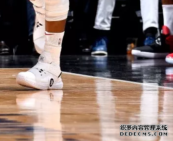 NBA12月24号球星上脚球鞋有哪些 NBA12月24号球星上脚球鞋盘点 NBA12月24号球星上脚球鞋有哪些 NBA12月24号球星上脚球鞋盘点