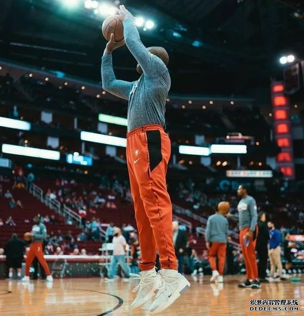 NBA球场上土豪级别的球鞋有哪些 NBA球场上土豪级别的球鞋清单 NBA球场上土豪级别的球鞋有哪些 NBA球场上土豪级别的球鞋清单