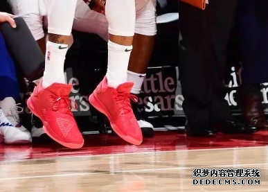 NBA12月18号库里上脚什么球鞋 NBA12月18号球星上脚球鞋一览 NBA12月18号库里上脚什么球鞋 NBA12月18号球星上脚球鞋一览