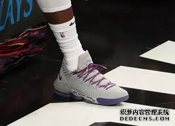 NBA12月19号球星上脚球鞋有哪些 NBA12月19号球星上脚球鞋盘点 NBA12月19号球星上脚球鞋有哪些 NBA12月19号球星上脚球鞋盘点