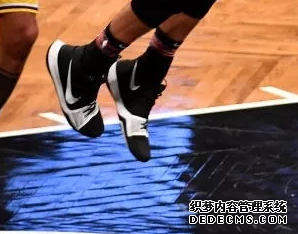 NBA12月19号球星上脚球鞋有哪些 NBA12月19号球星上脚球鞋盘点 NBA12月19号球星上脚球鞋有哪些 NBA12月19号球星上脚球鞋盘点