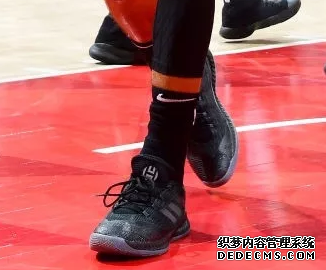 NBA12月19号球星上脚球鞋有哪些 NBA12月19号球星上脚球鞋盘点 NBA12月19号球星上脚球鞋有哪些 NBA12月19号球星上脚球鞋盘点
