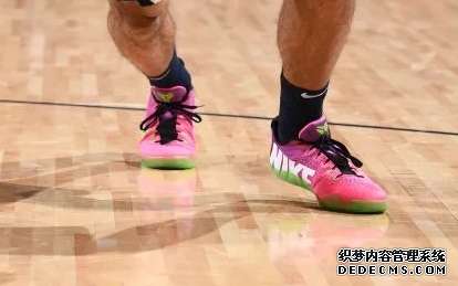 NBA12月19号球星上脚球鞋有哪些 NBA12月19号球星上脚球鞋盘点 NBA12月19号球星上脚球鞋有哪些 NBA12月19号球星上脚球鞋盘点