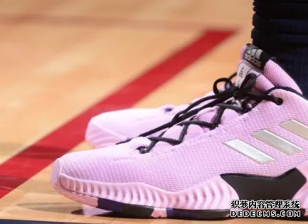 NBA12月19号球星上脚球鞋有哪些 NBA12月19号球星上脚球鞋盘点 NBA12月19号球星上脚球鞋有哪些 NBA12月19号球星上脚球鞋盘点