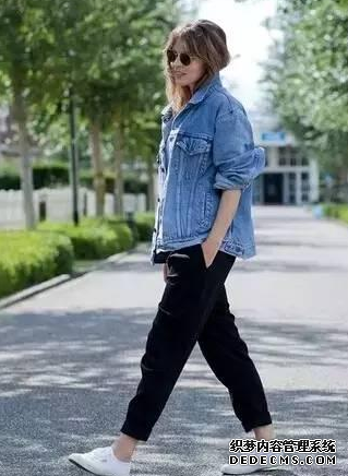 西裤+球鞋怎么搭配才好看 西裤+球鞋搭配技巧 西裤+球鞋怎么搭配才好看 西裤+球鞋搭配技巧