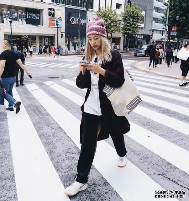 2018Instagram上最潮的秋冬搭配有哪些 2018Instagram上最潮的秋冬搭配大合集配 2018Instagram上最潮的秋冬搭配有哪些 2018Instagram上最潮的秋冬搭配大合集配