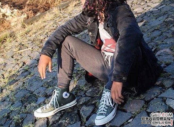 匡威帆布鞋有多少配色 各种配色匡威帆布鞋搭配建议 匡威帆布鞋有多少配色 各种配色匡威帆布鞋搭配建议