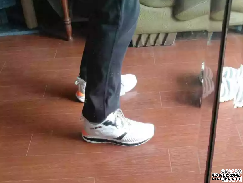 匹克悦跑7代开箱测评 匹克悦跑7代的卖点是什么 匹克悦跑7代开箱测评 匹克悦跑7代的卖点是什么