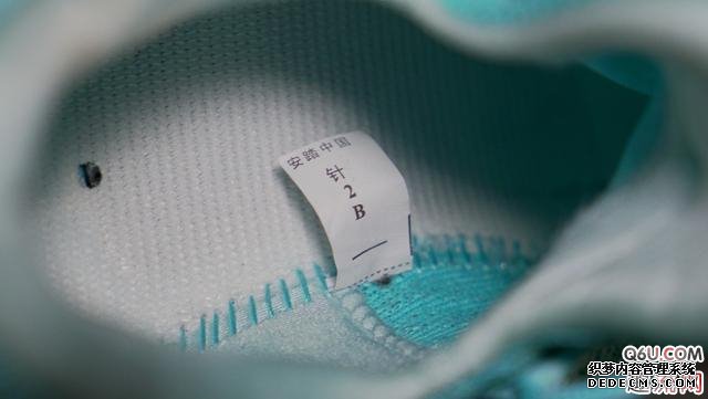 KT4轻骑兵开箱评测 安踏KT4轻骑兵细节赏析 KT4轻骑兵开箱评测 安踏KT4轻骑兵细节赏析