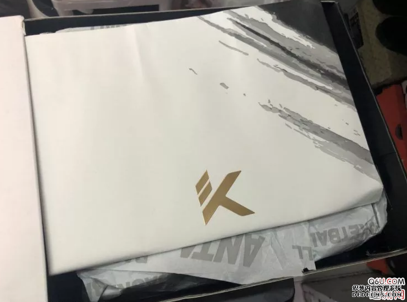 安踏KT4黑人月开箱测评 KT4黑人月鞋面怎么清洗 安踏KT4黑人月开箱测评 KT4黑人月鞋面怎么清洗