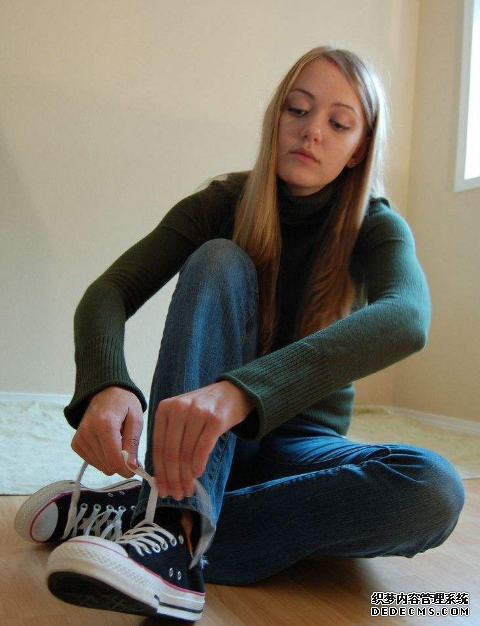 匡威鞋子好在哪 匡威鞋子为什么这么贵 匡威鞋子好在哪 匡威鞋子为什么这么贵