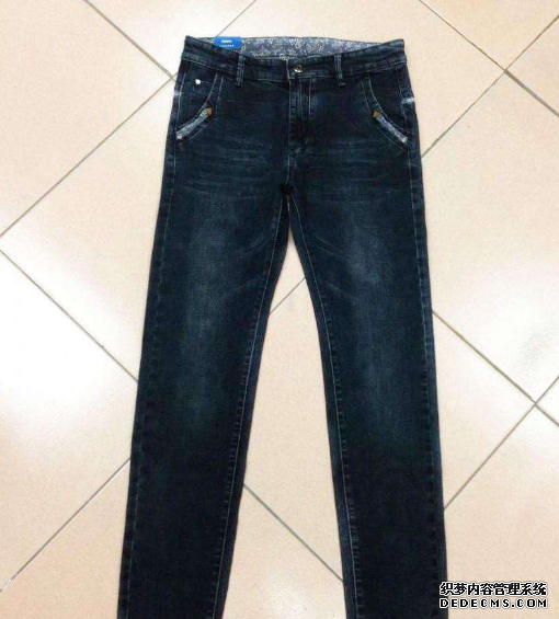 深色衣服掉色怎么办 衣服褪色怎么恢复 深色衣服掉色怎么办 衣服褪色怎么恢复