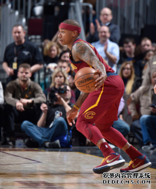 小托马斯缺阵228天迎来复出 首秀完美发挥获满堂彩 小托马斯缺阵228天迎来复出 首秀完美发挥获满堂彩