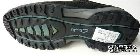 其乐正品鞋和外贸鞋的区别 Clarks正品如何鉴定 其乐正品鞋和外贸鞋的区别 Clarks正品如何鉴定