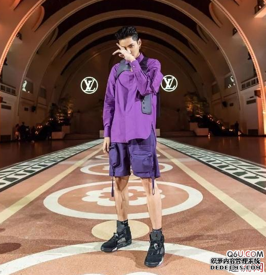 吴亦凡“全员恶人”穿搭上脚AJ5大巴黎联名 谈一谈吴亦凡的穿搭进化史 吴亦凡“全员恶人”穿搭上脚AJ5大巴黎联名 谈一谈吴亦凡的穿搭进化史