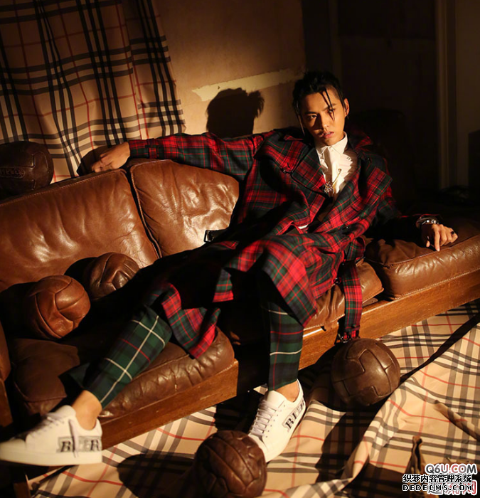 吴亦凡超酷时尚潮男穿搭 男孩子如何穿搭时尚帅气 吴亦凡超酷时尚潮男穿搭 男孩子如何穿搭时尚帅气